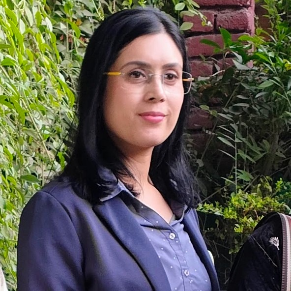 Dr. Shabnam Khan